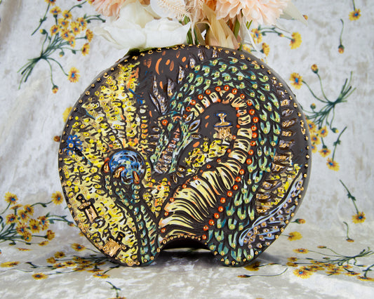 Double Sided Dragon Vase