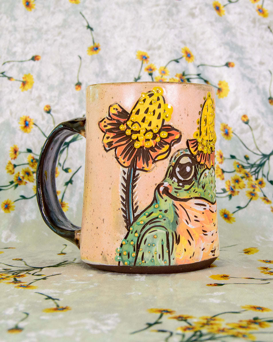 Flower Hat Frog Mug