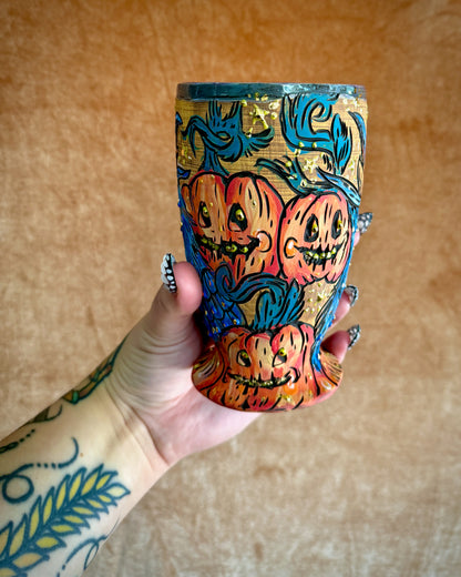 Crow Amongst Pumpkins Goblet 17oz